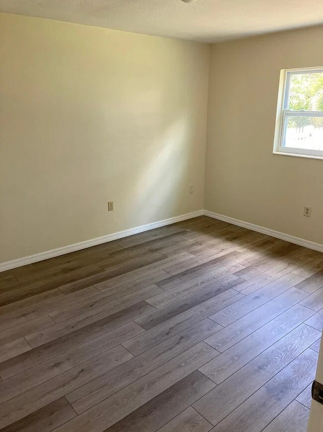 Foto del edificio - 5003 21st St W