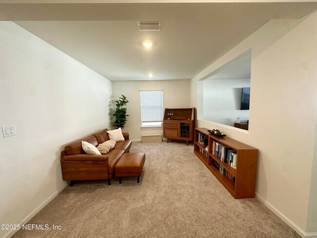 Foto del edificio - 960 Panther Lk Pkwy