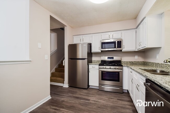 Building Photo - 3900 Dalhouise Ln