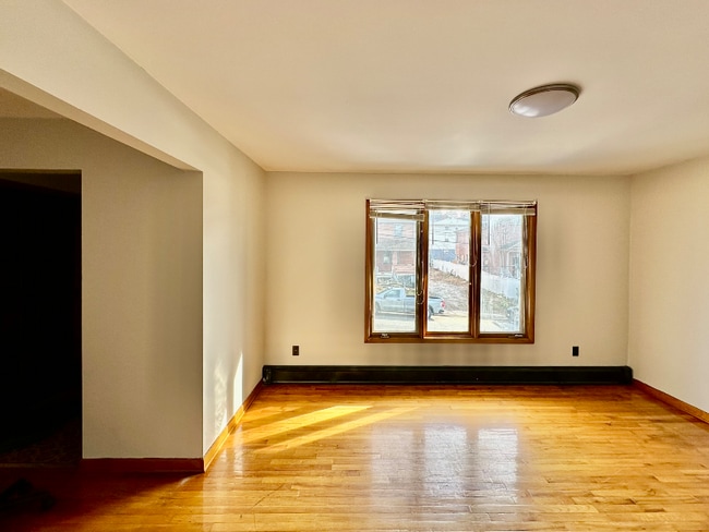 Photo - 233 8th St (Palisades Park, NJ) Apartment
