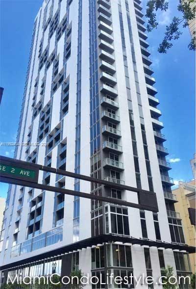 Foto del edificio - 151 SE 1st St