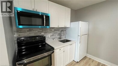 Building Photo - 69 E Main St