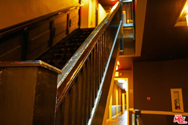Foto del edificio - 5533 Hollywood Blvd