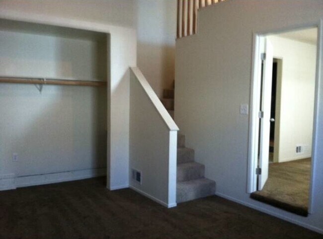 Foto del edificio - 7617 Bonita Ave