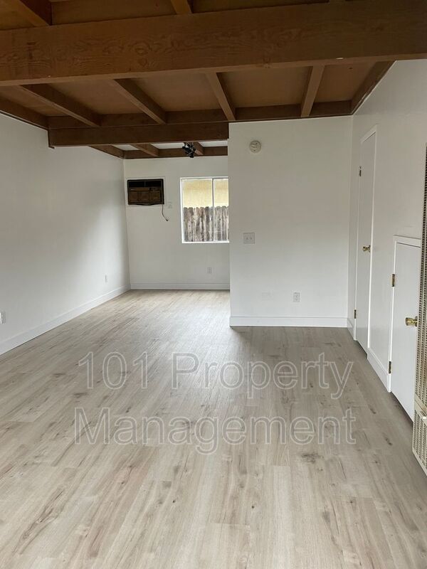 365 El Rio Ct Unit Apt C, Ukiah, CA 95482 Condo for Rent in Ukiah, CA