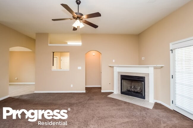Building Photo - 8985 Gavin Dr