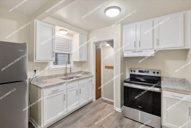 Foto del edificio - Charming Renovated 3-Bedroom Home for Rent in Eastpointe!