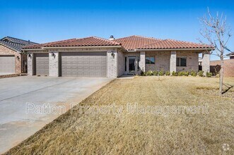 Building Photo - 1302 Riesling Way