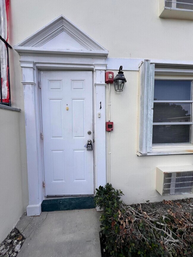 Foto del edificio - 101 S Golfview Rd