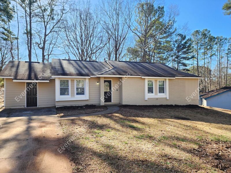 Foto principal - 3849 Skidmore Dr
