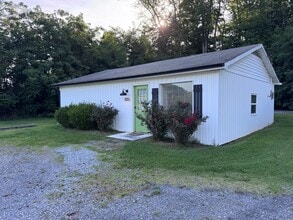 Building Photo - 26151 Lee Hwy