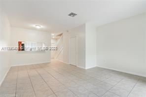 Building Photo - 2 br, 2.5 bath Townhome - 8228 SW 29th St
