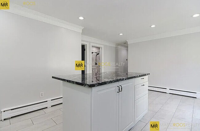 Foto del edificio - 239 Trenton St