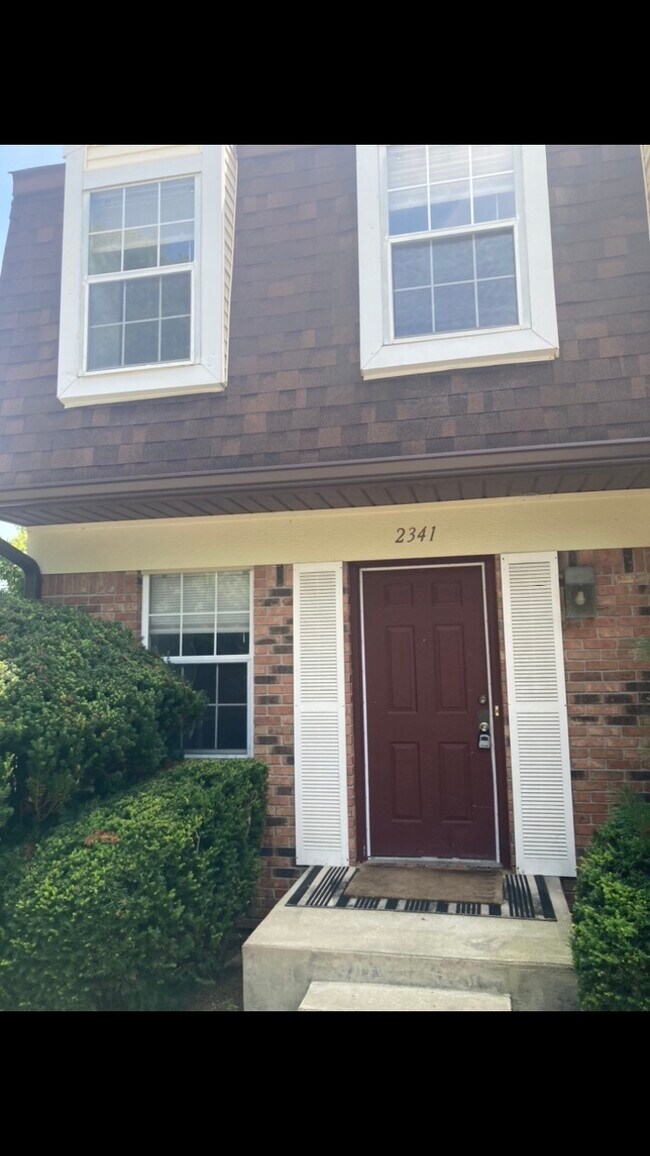 Building Photo - 2341 S Burberry Ln