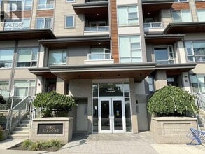 Building Photo - 5453 Lougheed Hwy.