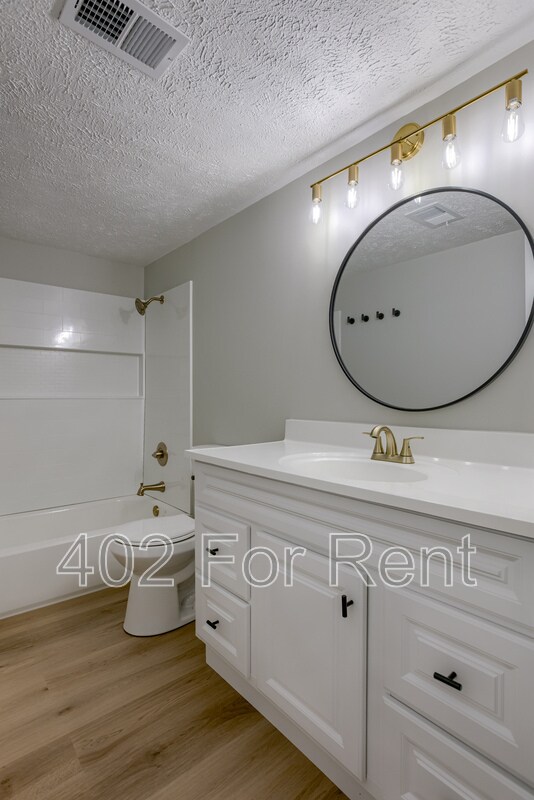 Foto del edificio - 4715 Davenport St