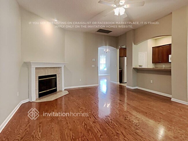 Foto del edificio - 1076 Briarcreek Rd