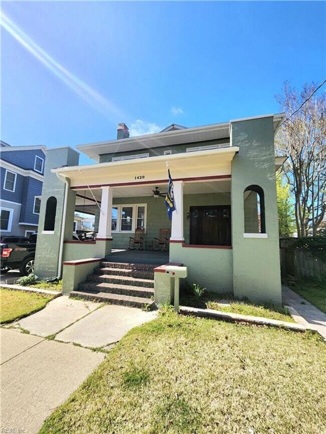 Foto del edificio - Stunning Home near Lafayette River