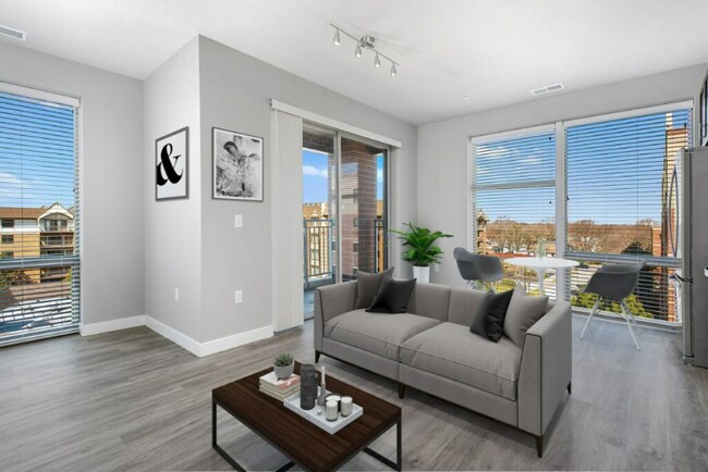 Foto del edificio - 22 W Northwest Hwy