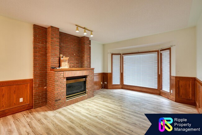 Building Photo - 123 Sirocco Pl SW