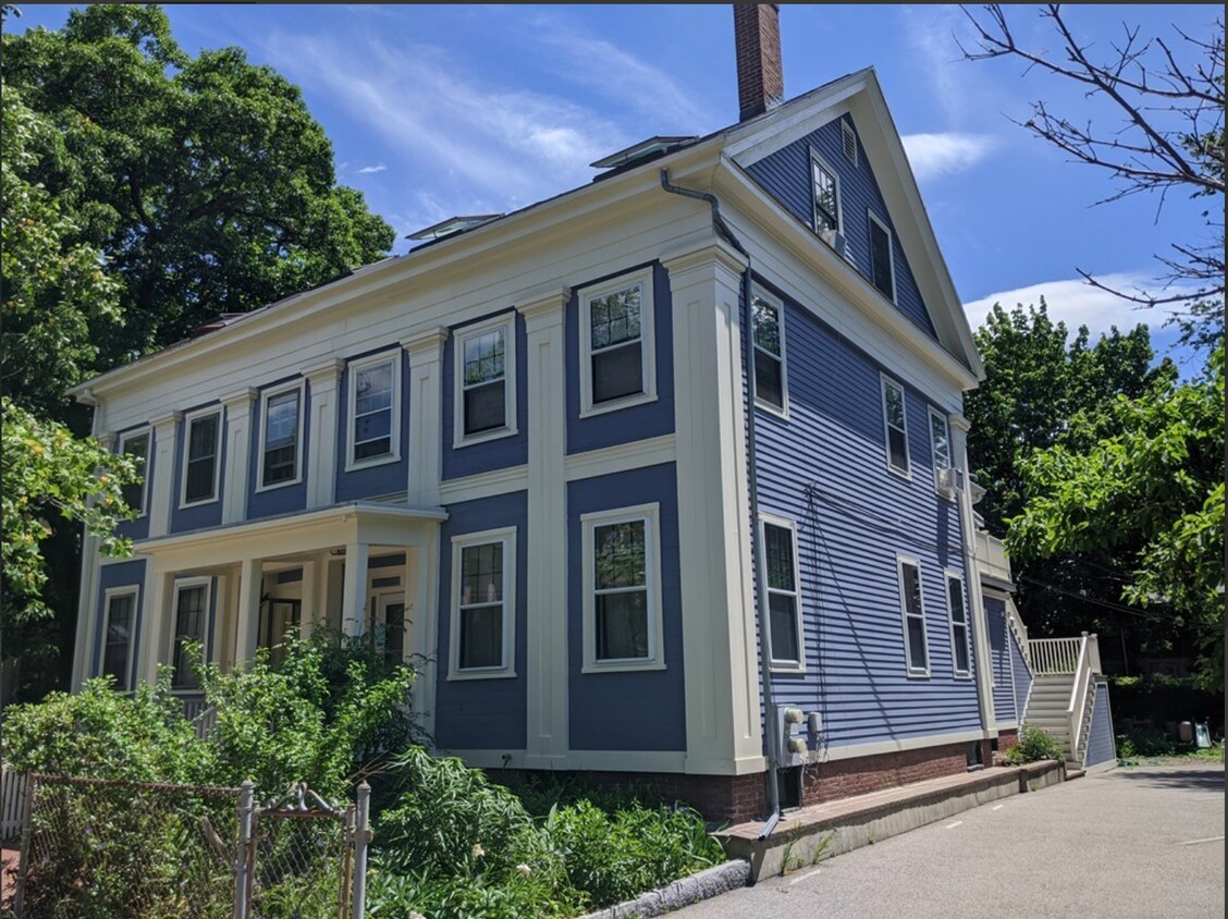 106 Inman St Unit 1, Cambridge, MA 02139 Condo for Rent in Cambridge