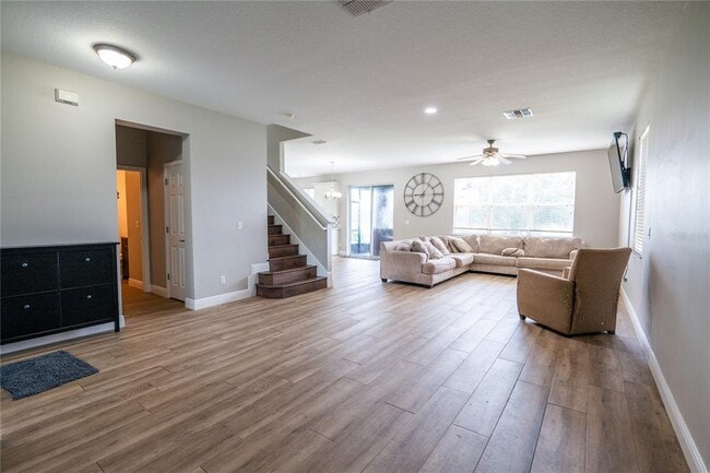 Foto del edificio - 852 N Jacks Lake Rd