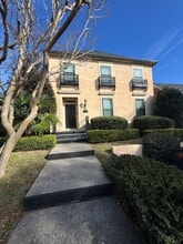 Building Photo - 2131 Ansley Pl W