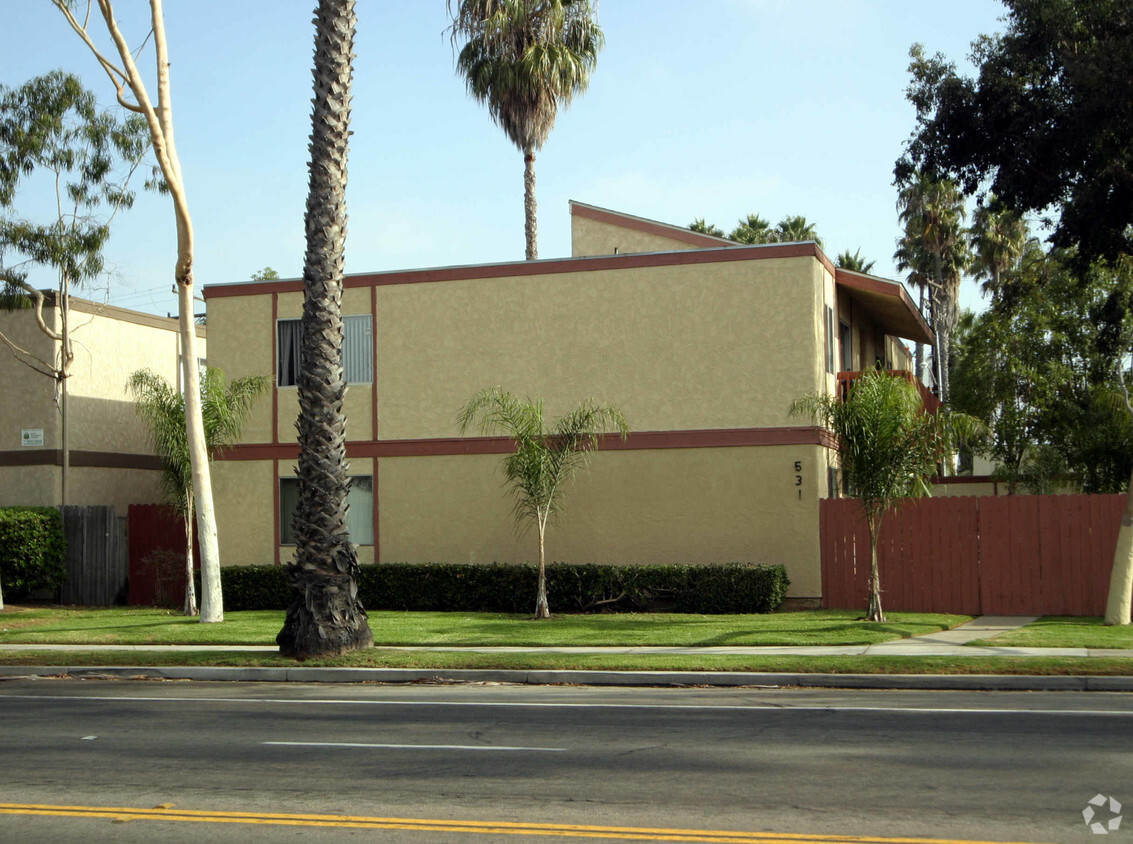 Foto del edificio - 531 W Channel Islands Blvd