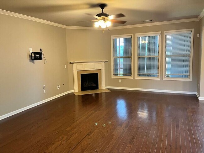 Building Photo - 5797 Napa Valley Dr