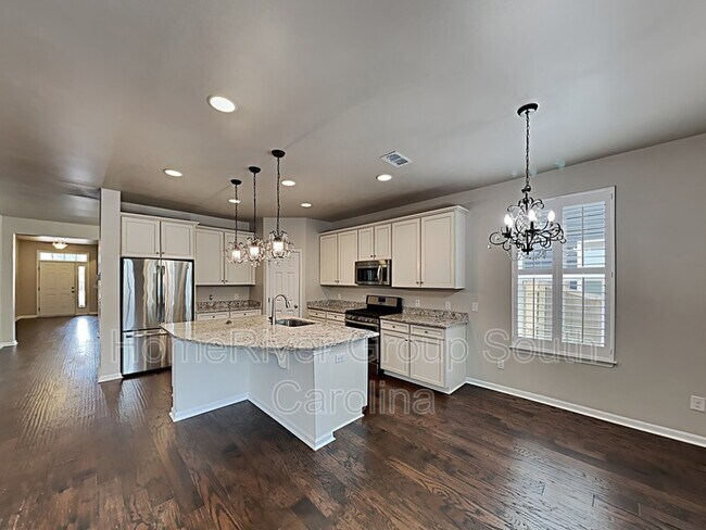 Foto del edificio - 119 Basket Grass Ln