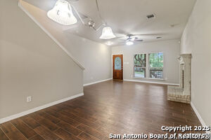 Foto del edificio - 7514 Acorn Bend Dr