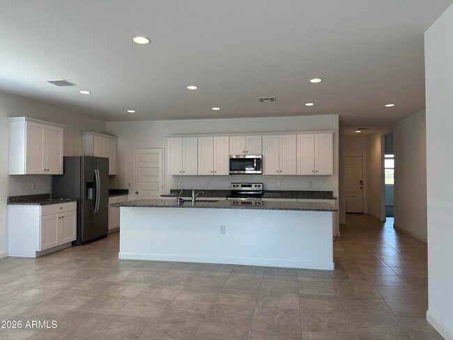 Foto del edificio - 3121 W Shanley Ave