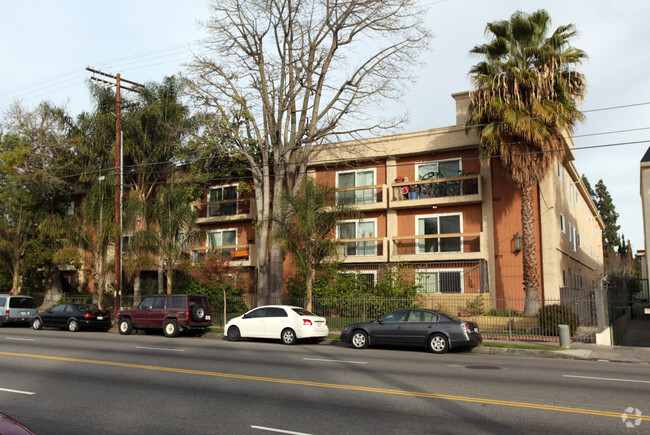 Foto del edificio - Saticoy Apartments