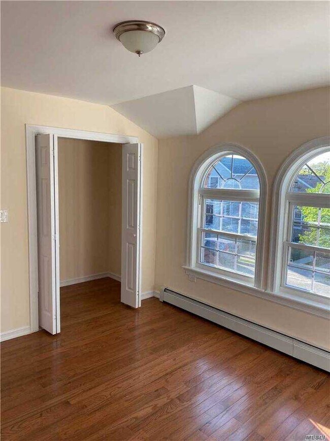 Foto del edificio - 161-26 119th Rd