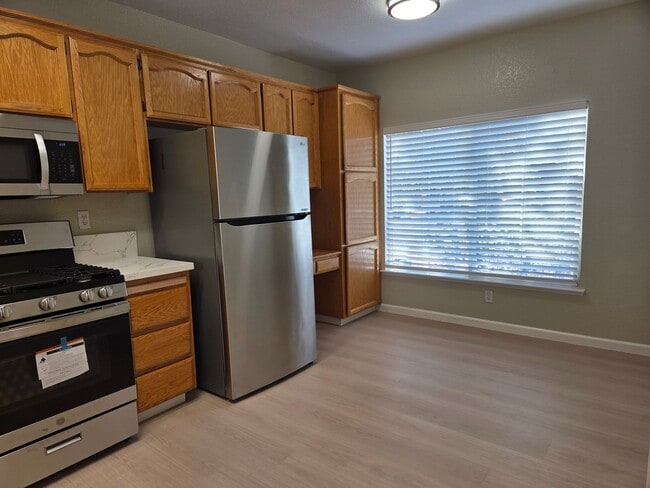 Foto del edificio - Cobble Hills Community - 3 Bdrm, 2 Bath