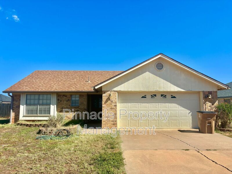 Foto del edificio - 5818 Davenport Dr