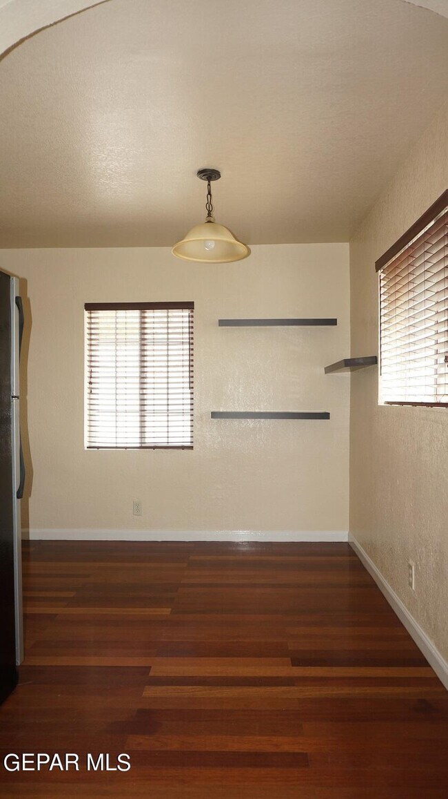 Building Photo - 3312 Piedmont Dr