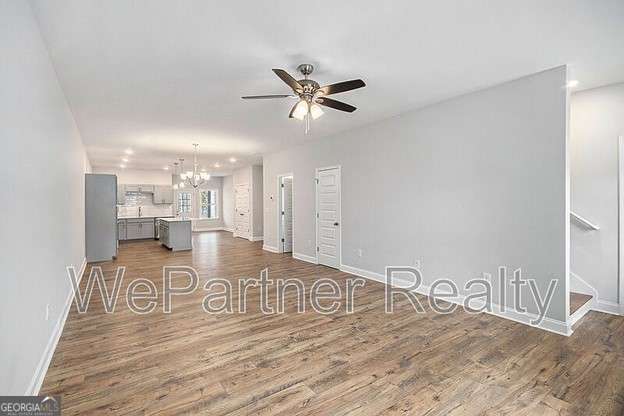 Foto del edificio - 136 Crest Pointe