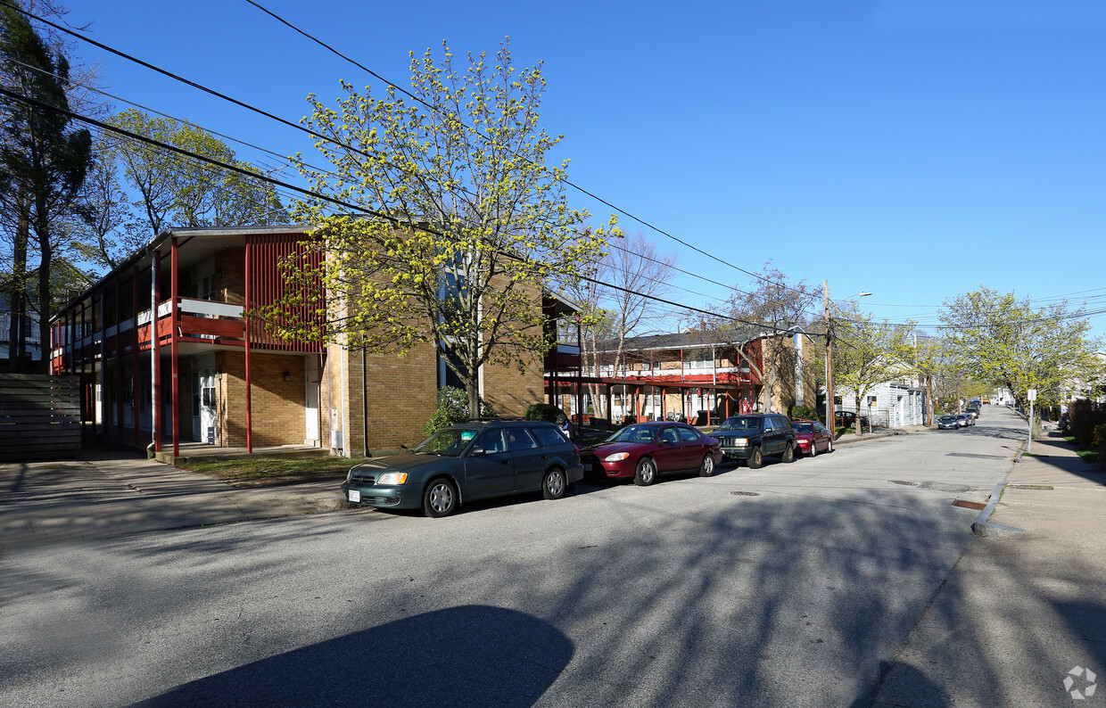 Building Photo - 84-92 Myrtle St