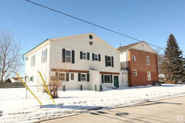 Building Photo - 754 1st Ave