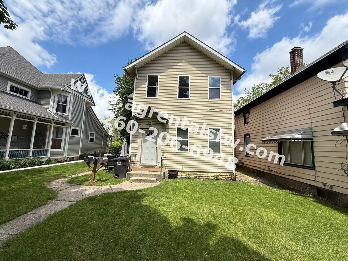 Foto principal - 310 W Dewald St