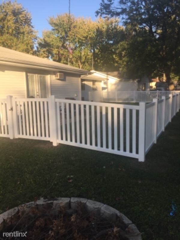 Building Photo - 3 br, 2 bath House - 300 Impala Drive