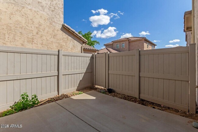 Building Photo - 8200 W Encanto Blvd