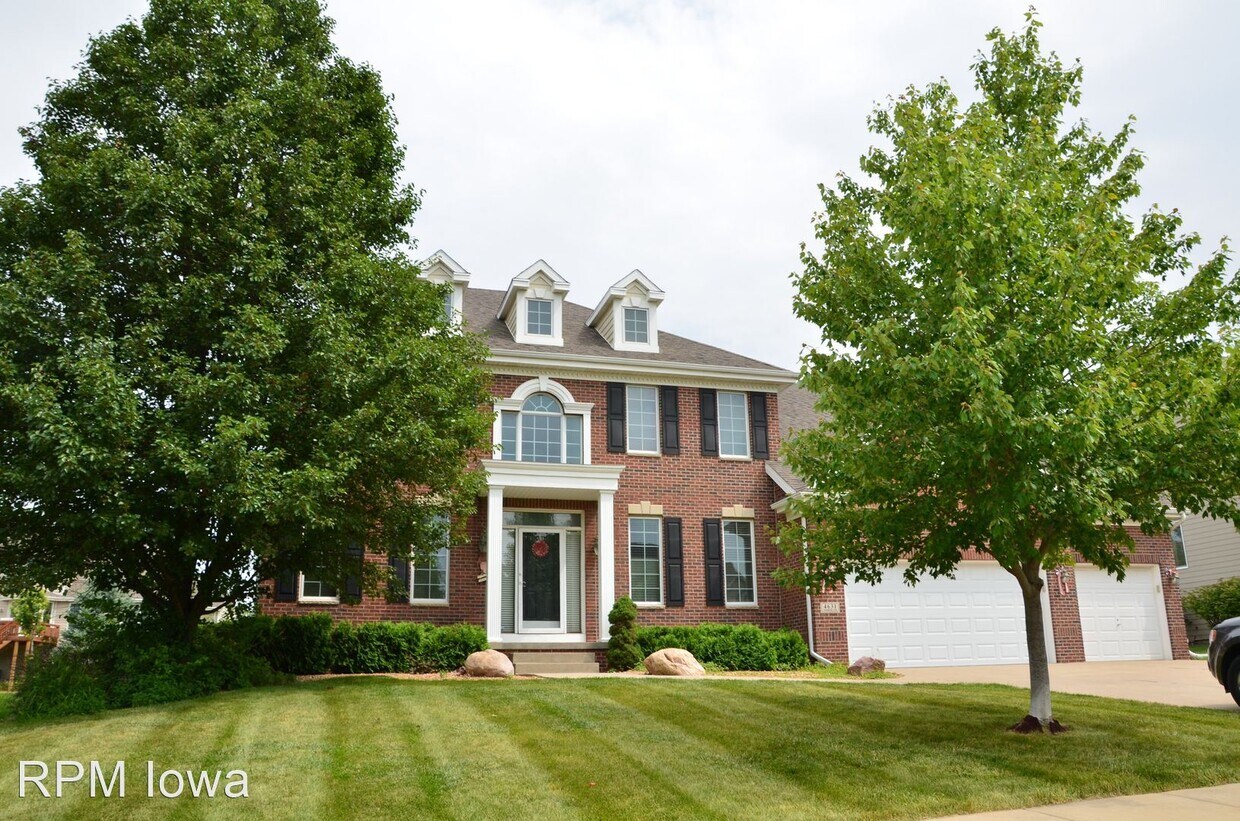 Primary Photo - 4 br, 3.5 bath House - 4631 Timberline Drive