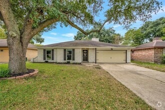 Building Photo - 16634 Bougainvilla Ln
