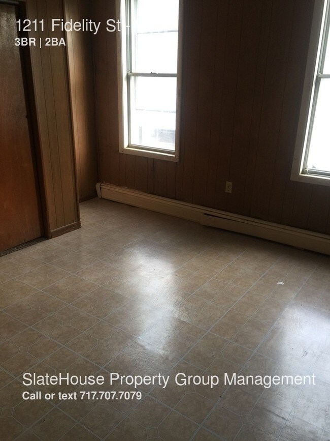 Foto del edificio - 1211 Fidelity St