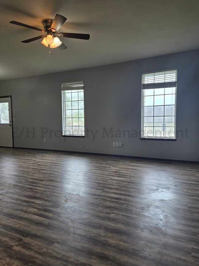 Building Photo - 5917 Millsboro St