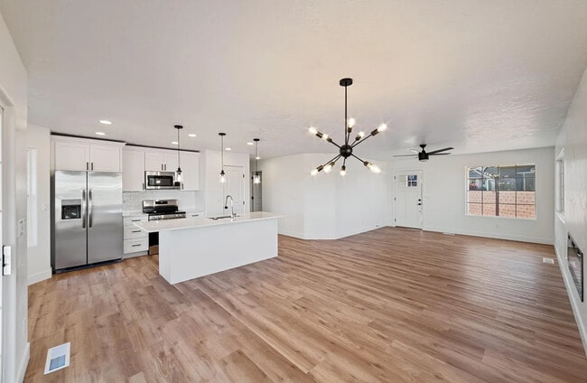 Kitchen, Dining Room & Living Room - 2280 W Vista Ct