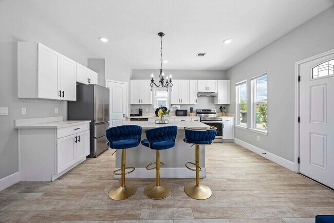 Foto del edificio - 8138 Bassett St