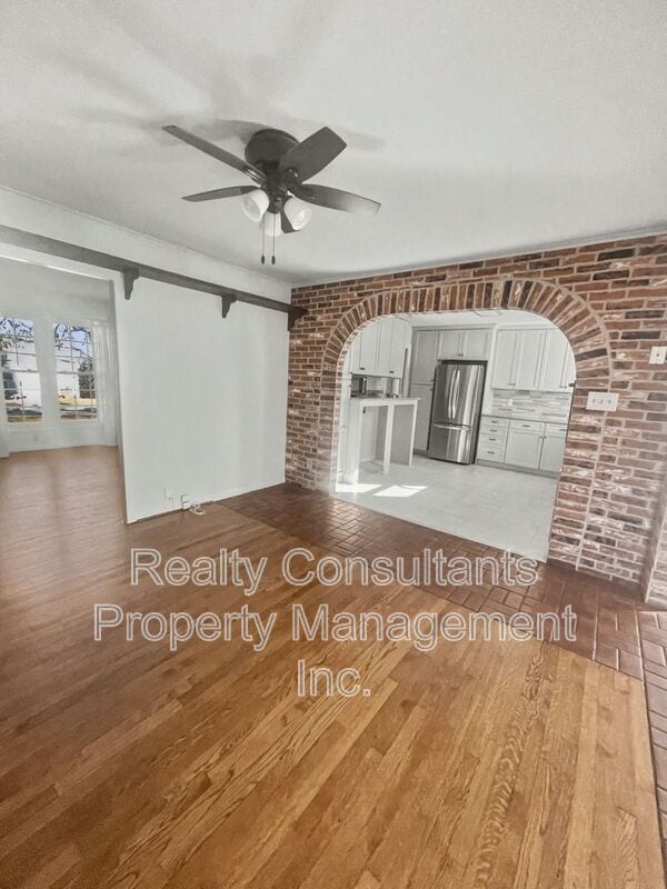 Building Photo - 3222 S Elm-Eugene St